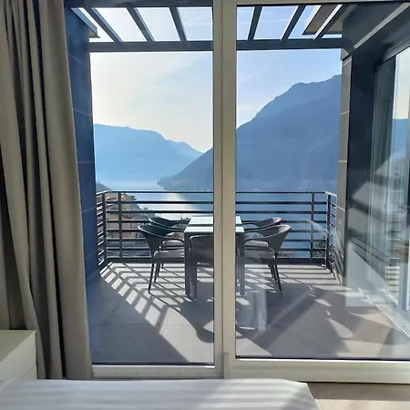 Como Lake Panorama, *